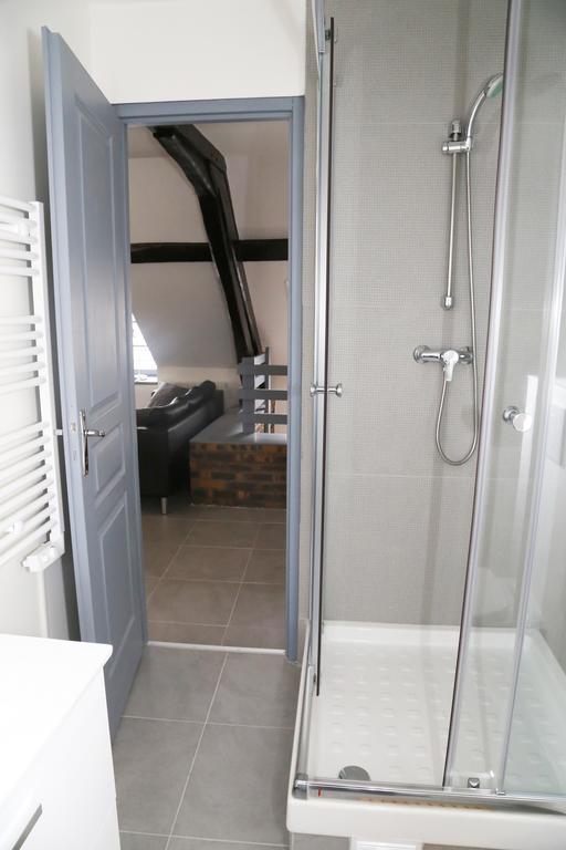Appartement De Charme Онфлёр Номер фото